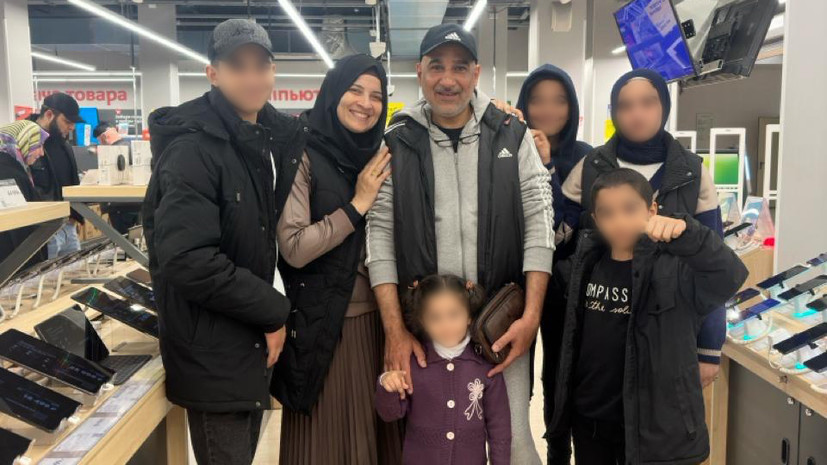 «Россия у меня в крови»: RT помог эвакуировать врача с гражданством РФ, которого не выпускали из сектора Газа