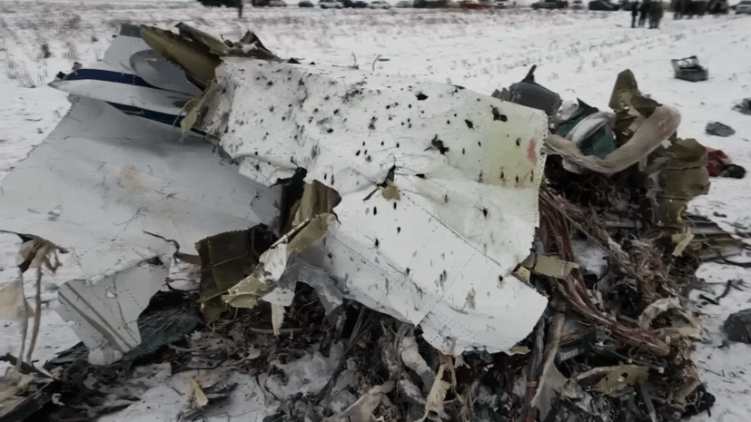 У погибшего при крушении Ил-76 бортинженера остались жена и две дочери в Оренбурге