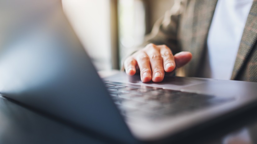 Росфинмониторинг внёс пресс-секретаря Meta в список террористов и экстремистов