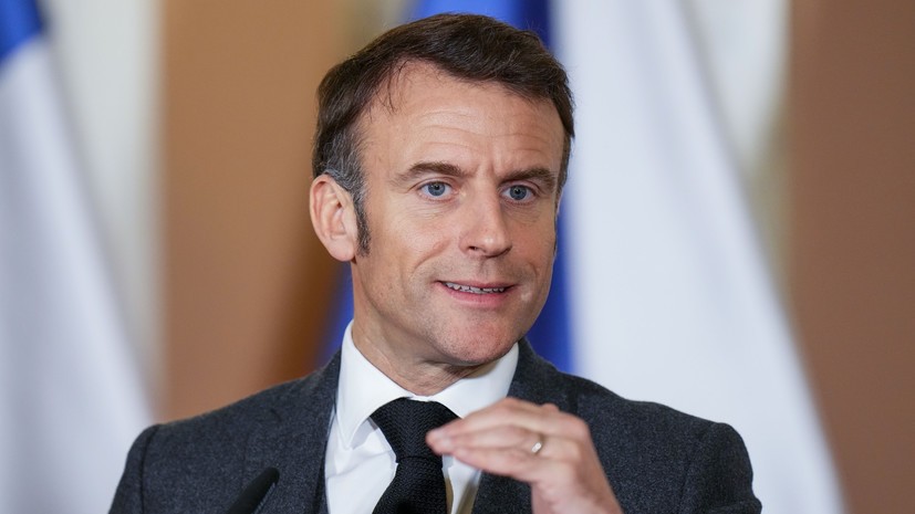 Филиппо: слова Макрона об отсутствии лимитов по Украине приведут к мировой войне