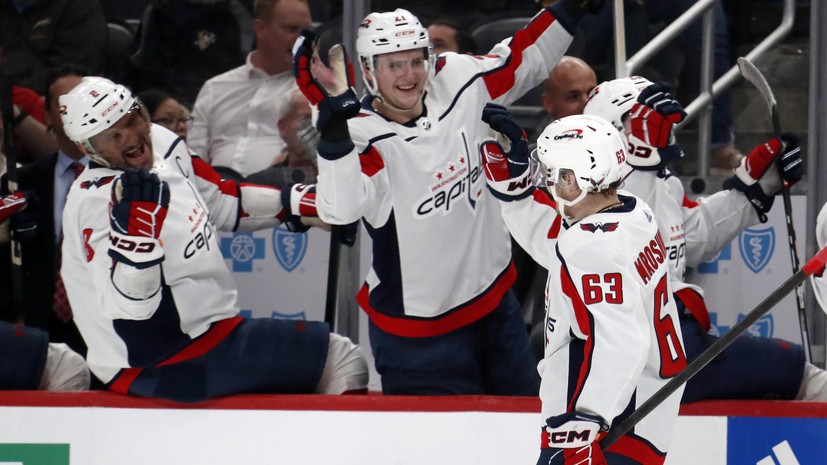 Россыпь достижений: Мирошниченко впервые отличился в НХЛ, Овечкин забросил 840-ю шайбу, а Воронков сравнялся с Бедаром