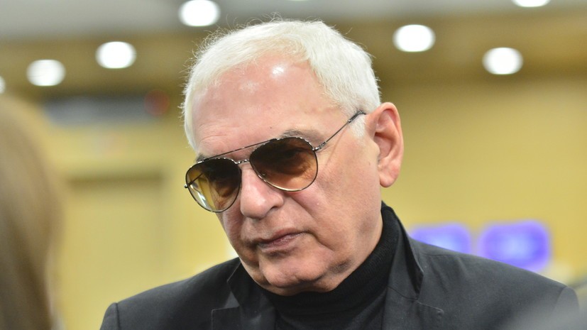 Карен Шахназаров назвал огромной потерей смерть Ширвиндта