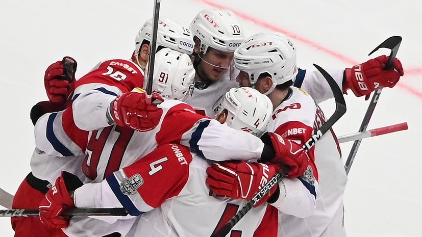 Жуткий разгром и невероятная концовка: «Локомотив» и «Трактор» одержали вторые победы в четвертьфинале Кубка Гагарина