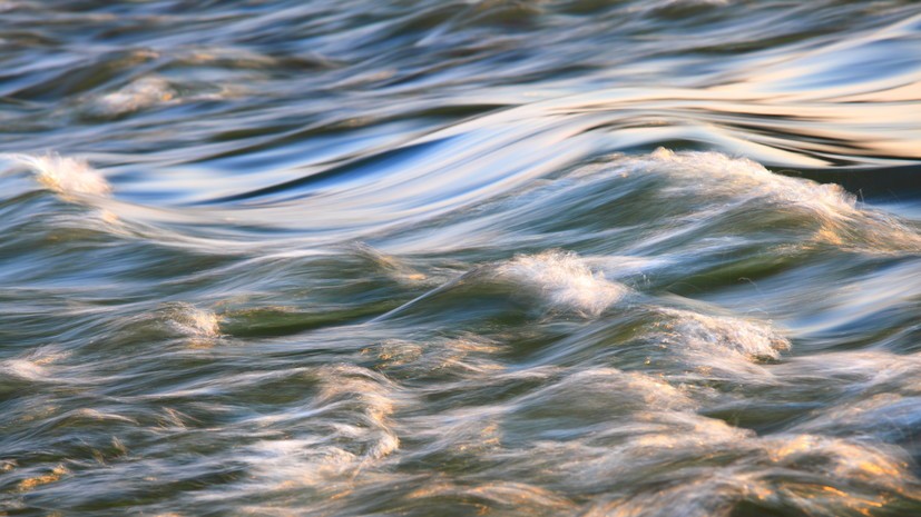 После прорыва дамбы в Орске в Оренбургской области затопило 47 мостов