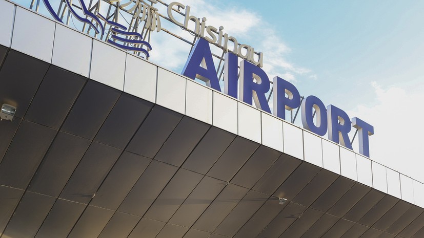 Делегаты съезда оппозиции беспрепятственно прошли контроль в аэропорту Кишинёва