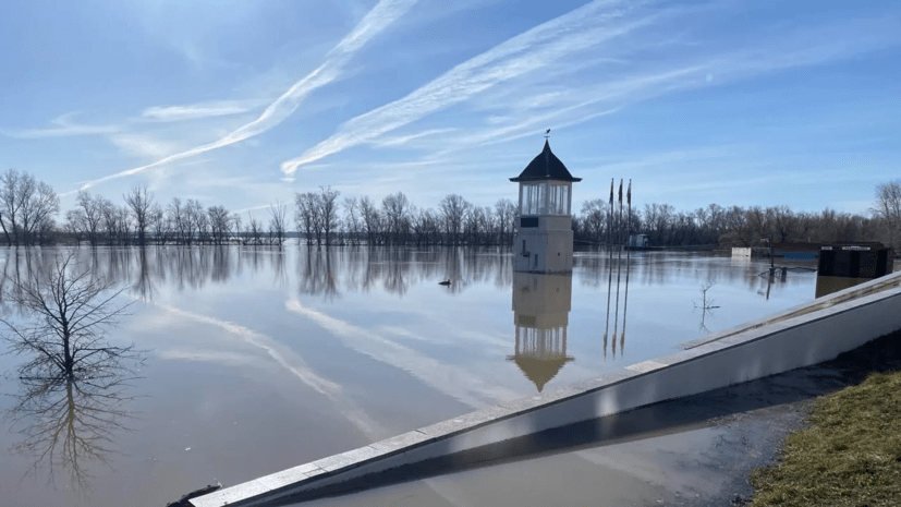 Уровень воды в реке Ишим в тюменском селе Абатском превысил 1200 см
