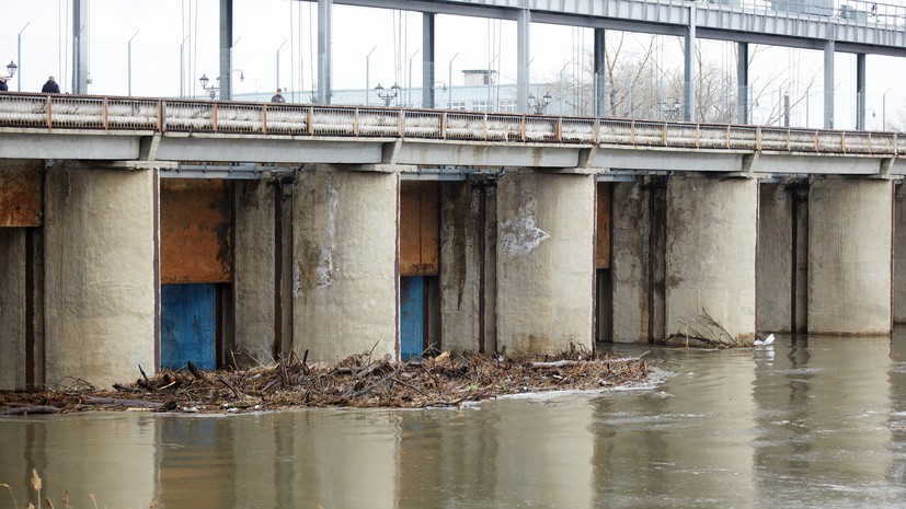 Уровень воды в реке Тобол в Кургане достиг 804 см