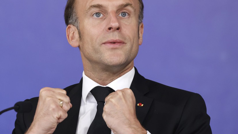 Макрон: поставки оружия из западных стран укрепят обороноспособность Украины