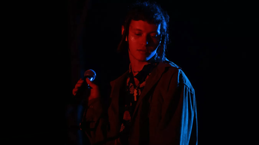 Суд продлил арест певца Шарлота до 23 апреля