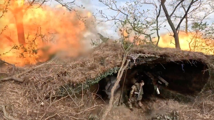 Ударами артиллерии, авиации и ракетных войск: ВС РФ поразили цех производства беспилотников и хранилище топлива ВСУ