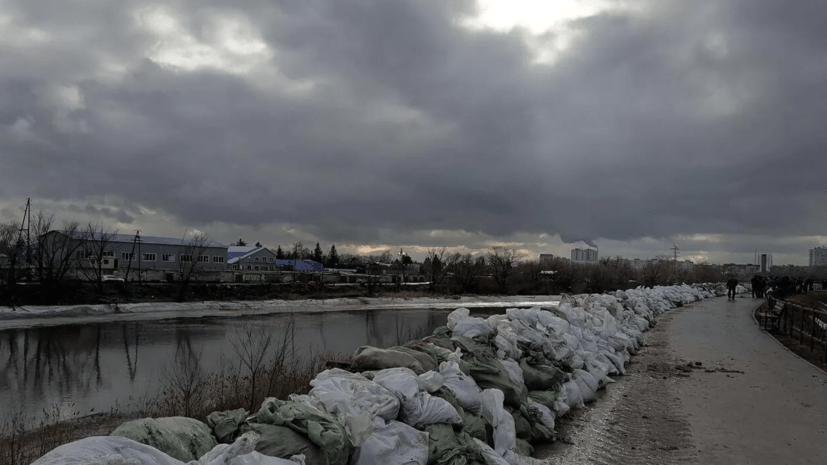Высота защитной дамбы в двух микрорайонах Кургана увеличена до 11,5 м