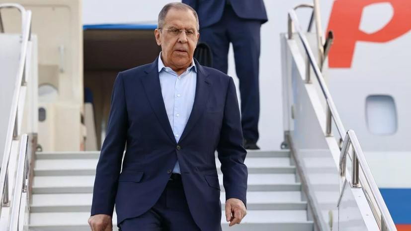 Лавров прибыл в Минск для участия в СМИД СНГ
