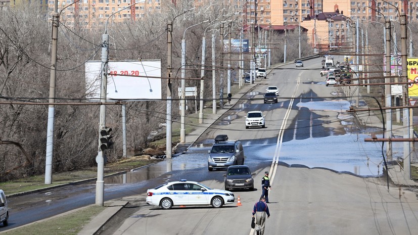 Более 700 домов освободилось от воды в Оренбургской области за сутки