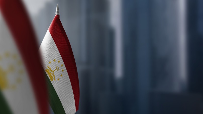Таджикистан рекомендовал своим гражданам временно воздержаться от поездок в Россию