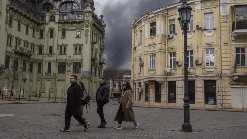 На Украине сообщают о повреждении критической инфраструктуры в Одесской области