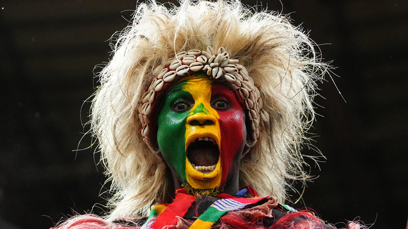 «Фарс, какое-то безумие»: сборной Марокко присудили победу в Кубке Африки спустя два месяца после скандального финала