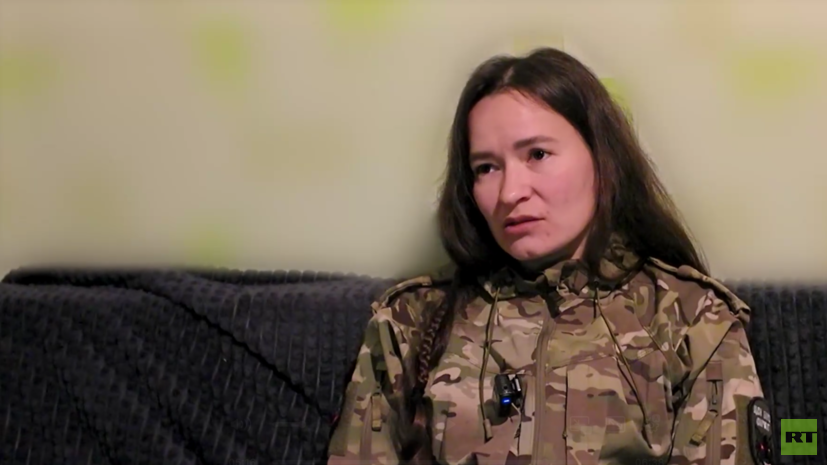 Боец с позывным Алга рассказала RT о жизни на фронте
