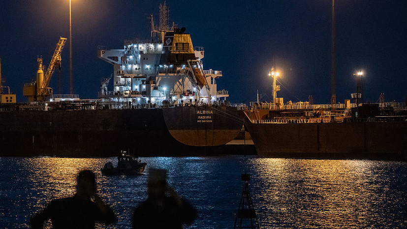 Новак заявил, что Россия сейчас не поставляет нефть через Омурзский пролив