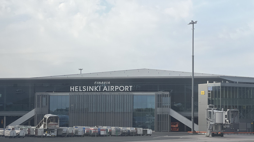 В аэропорту Хельсинки не стали комментировать ситуацию с самолётом с россиянами
