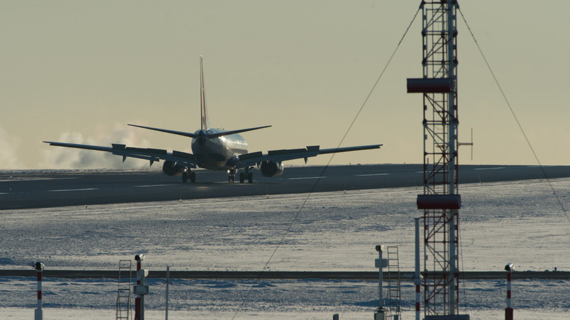 Аэропорт Пулково снова не обслуживает рейсы