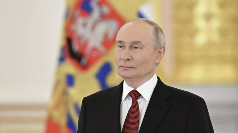 Путин провёл встречу с премьер-министром Вьетнама