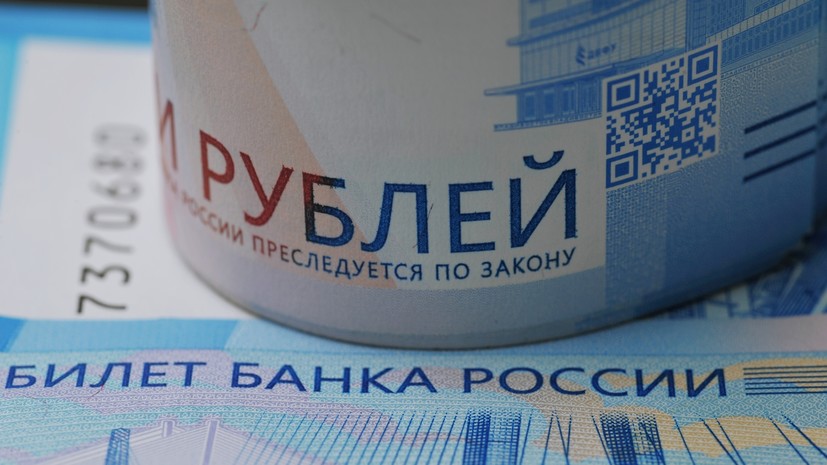 В России у издателей ПО средняя зарплата выросла на 100 тысяч рублей