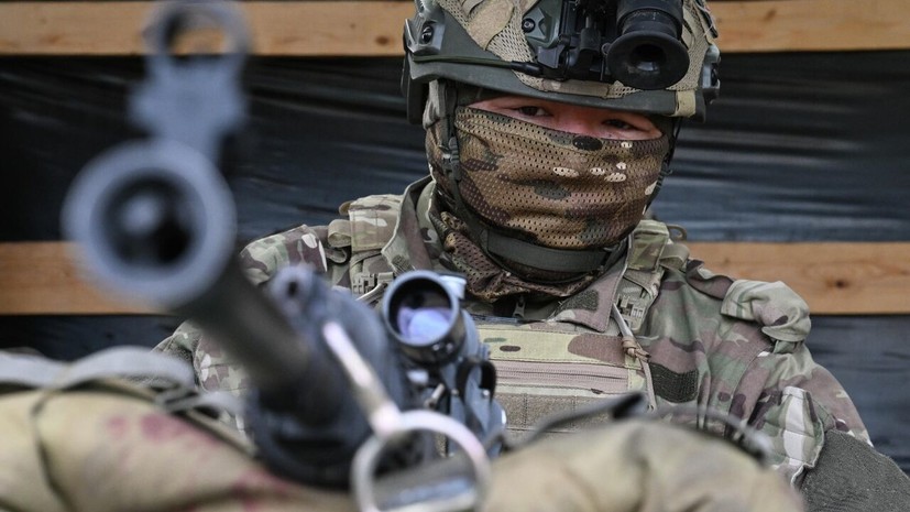 Военные Южной группировки войск рассказали RT о связи на передовой