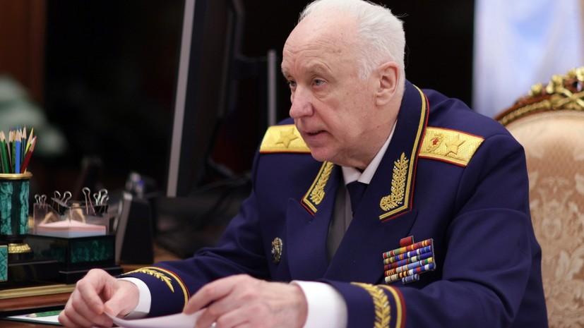 Бастрыкин запросил доклад после гибели женщины из-за падения льда на Камчатке