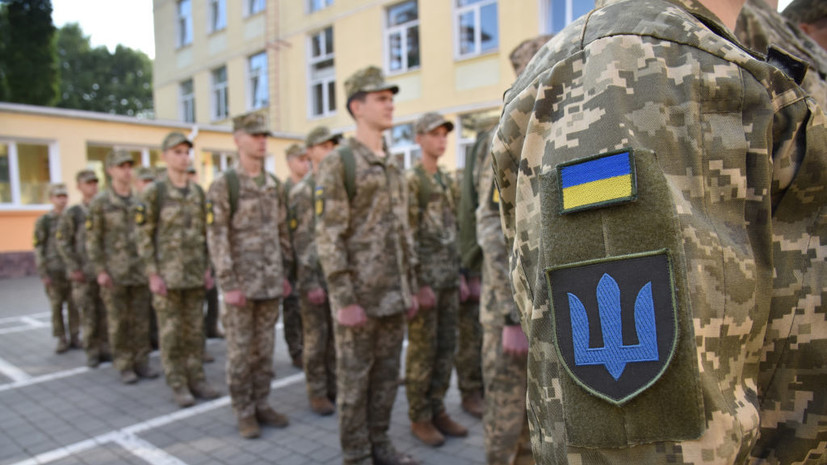 В Киеве мужчину мобилизовали в автобусе, несмотря на протесты пассажиров