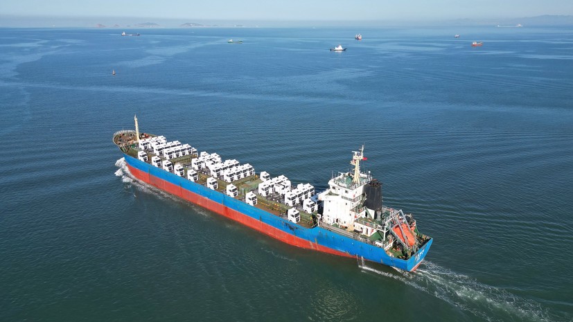 Джалали: Иран предусмотрел для России исключения по пошлинам в Ормузском проливе