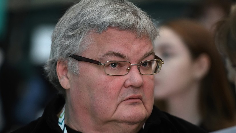 Дирижёр Стадлер умер на борту рейса Санкт-Петербург — Стамбул