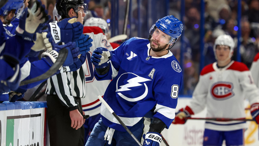 Настроили прицел: Кучеров забросил первую шайбу в плей-офф НХЛ за три года, Панарин и Барбашёв отметились голами