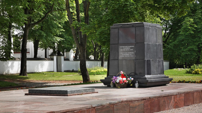 LRT: в Литве проводят эксгумацию останков советских солдат
