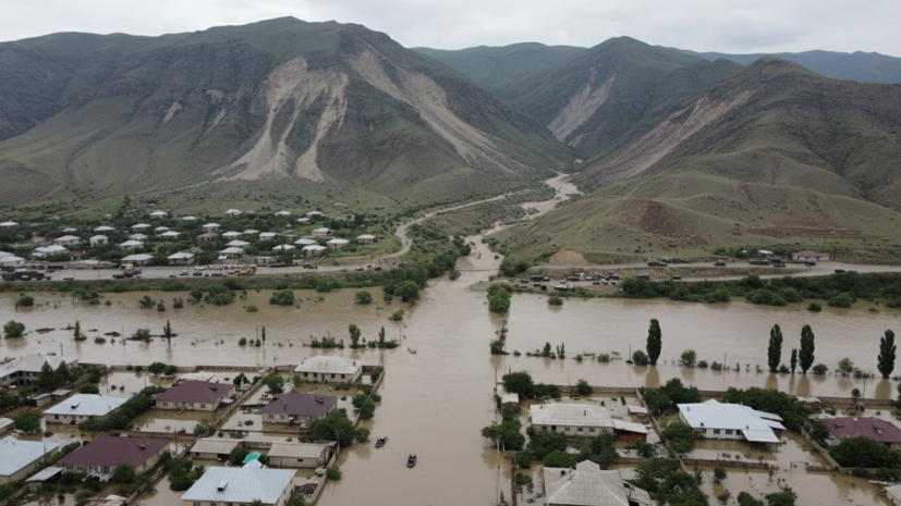 Меликов: в Дагестане от непогоды пострадали 15,5 тысячи человек