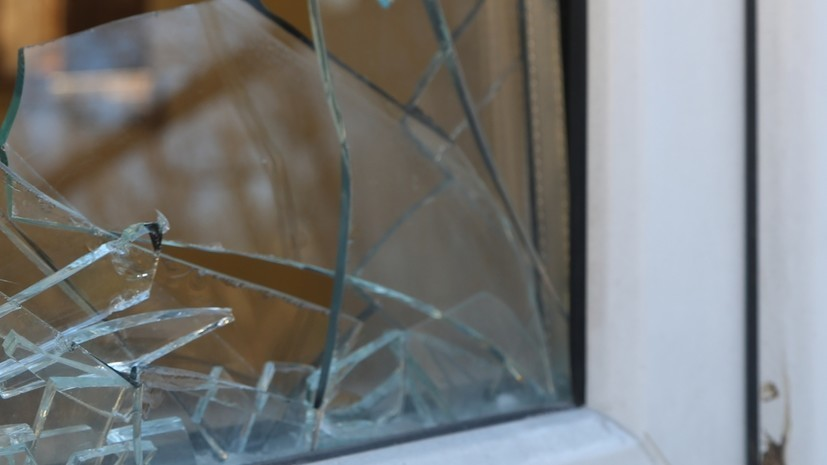 Жительница Екатеринбурга рассказала о выбитых окнах на балконе после атаки БПЛА