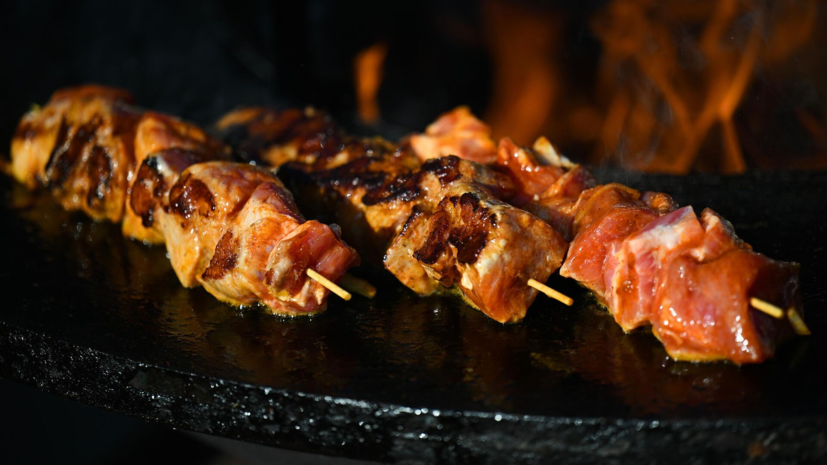 Аналитики назвали стоимость набора для приготовления шашлыков в 2026 году