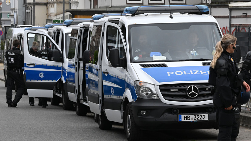 Bild: полиция ФРГ провела штурм храма в Мёрсе, подозреваемого не нашли