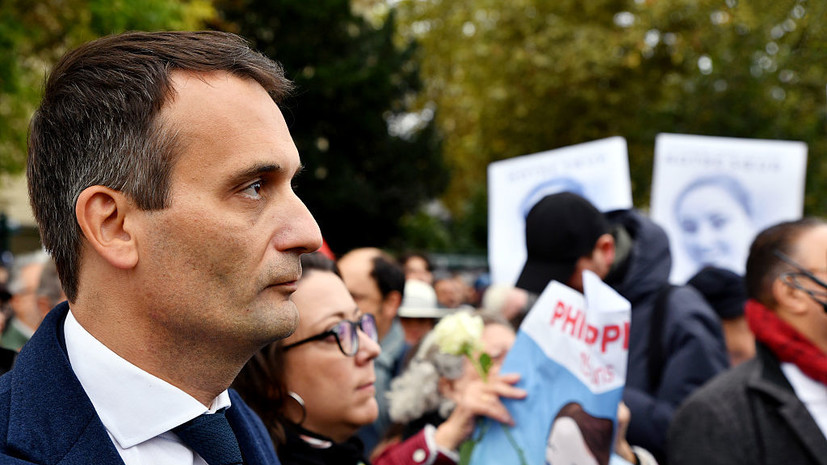 Политик Филиппо указал на признаки подготовки Франции к конфликту с Россией