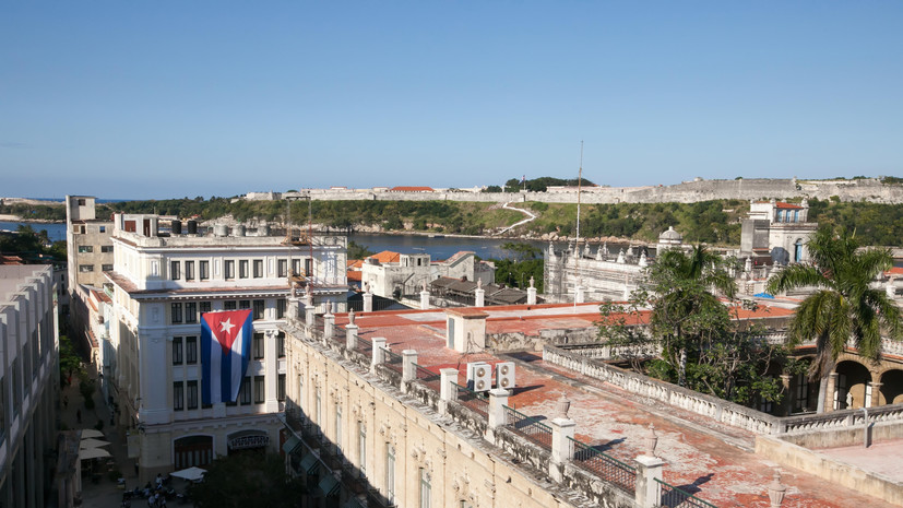 Песков: ни одна страна не должна вторгаться на Кубу