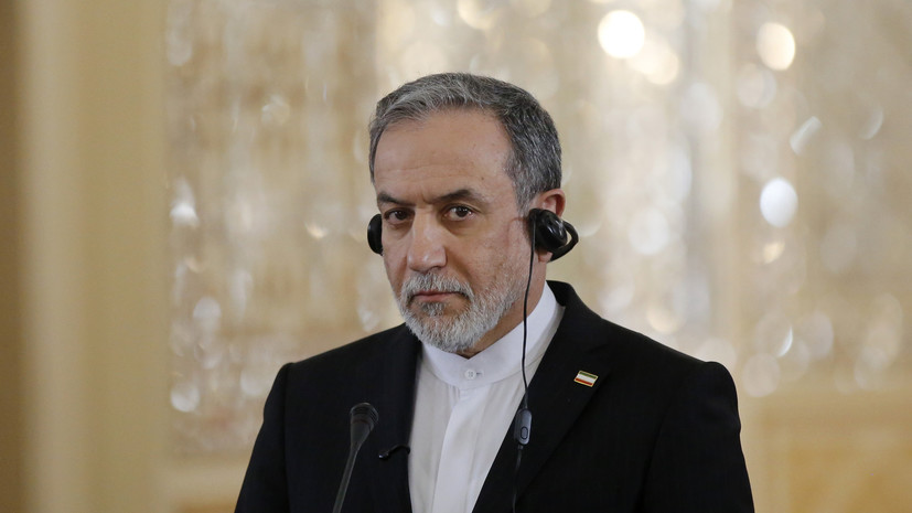 Tasnim: глава МИД Ирана Аракчи прибыл в Оман