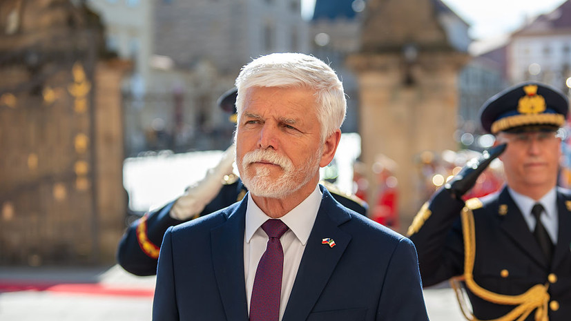 Президент Чехии Павел заявил о невыполнении страной обязательств перед НАТО