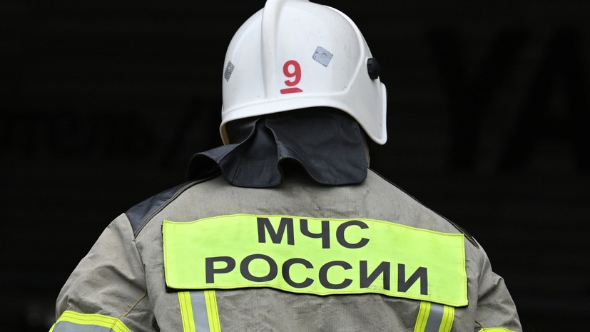 SHOT: в Самаре беспилотник врезался в многоэтажный дом