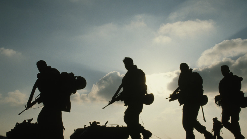 Зеленский вновь отказался выводить ВСУ из Донбасса