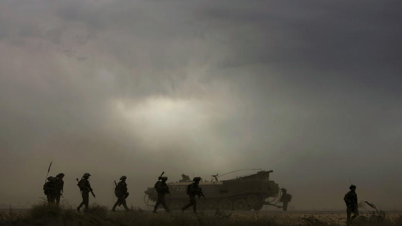 Экс-офицер Крапивник: для победы в битве за Ормуз США придётся начать призыв