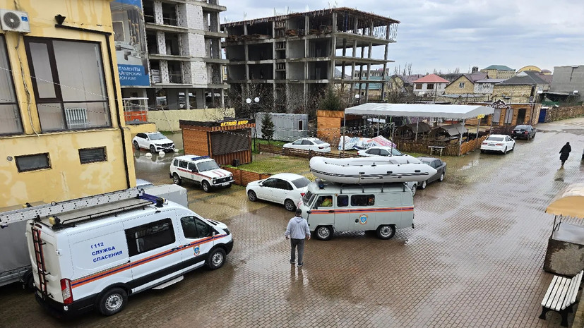 В Дагестане под завалами обрушившегося из-за оползня дома нашли тело женщины