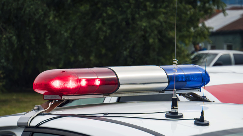 В Биробиджане неизвестный угрожал полиции пистолетом