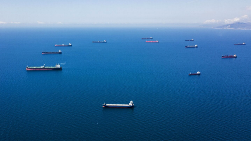 WSJ: более 20 торговых судов прошло через Ормузский пролив за сутки