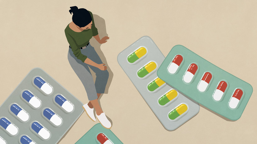 Россиянам перечислили напитки и продукты, с которыми нельзя сочетать лекарства