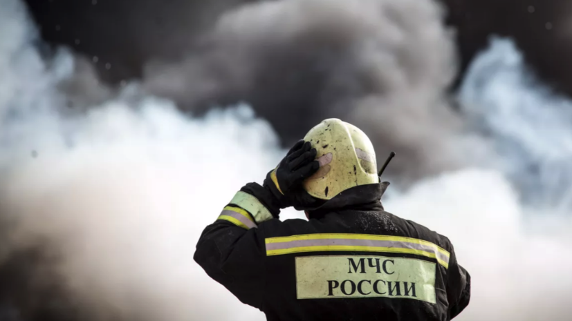 Три человека погибли при пожаре в частном доме под Магаданом