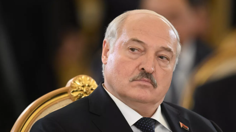 Лукашенко прибыл на тренировку воинских частей боевого применения ЯО